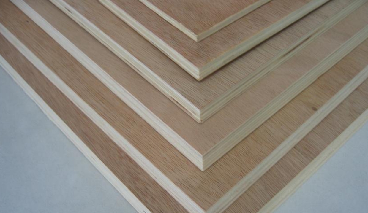 Bagaimana untuk menjamin kualiti papan lapis permukaan filem hitam?